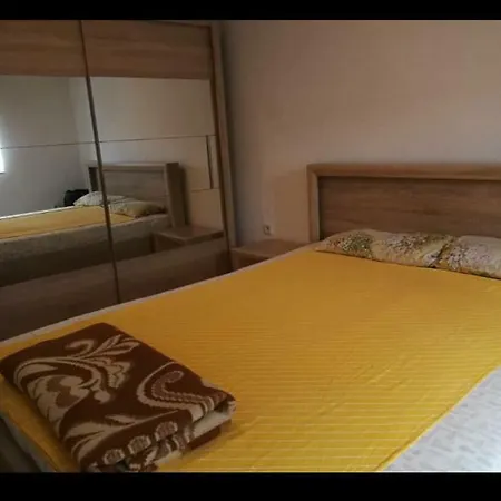 Isma Apartment *